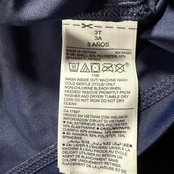 4/$20 Old Navy Athletic Quarter-Zip Pullover - Picture 4 of 4